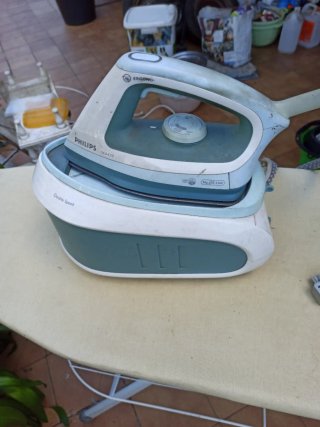 Centro de planchado Philips GC430