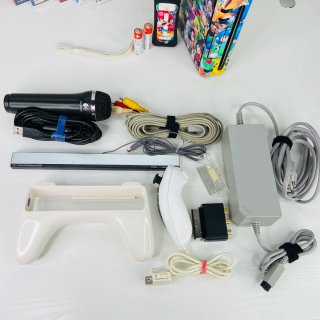 Nintendo Wii con Skin e Controller + 5 giochi