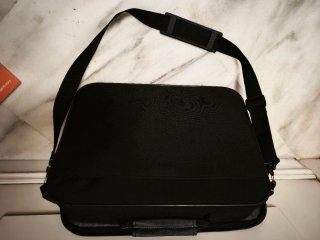 Maletín portátil Case Logic negro