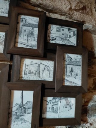 Marco 12 cuadros pueblos