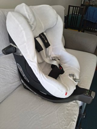 Silla Cybex Sirona S i-Size con funda de verano
