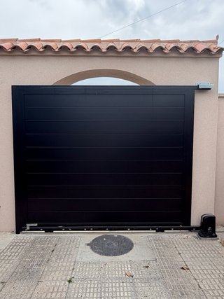 Puerta garaje corredera aluminio 290x200 cm