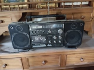 Radio Cassette Sanyo M9998LV