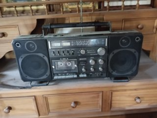 Radio Cassette Sanyo M9998LV