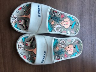 Conjunto Chapéu e Chinelos Menina tamanho 31