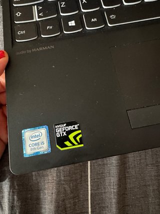 Lenovo Legion Y530-15ICH Portátil Gaming