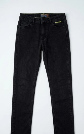 Vaqueros Zara chico 11-12 años 152 cm