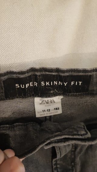 Vaqueros Zara chico 11-12 años 152 cm