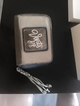 Cartera juvenil beige y azul