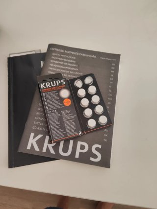 Cafetera Krups Roma Automática EA8100