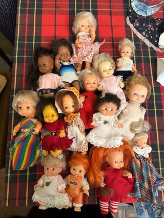 Set di bambole vintage (prezzo negoziabile)