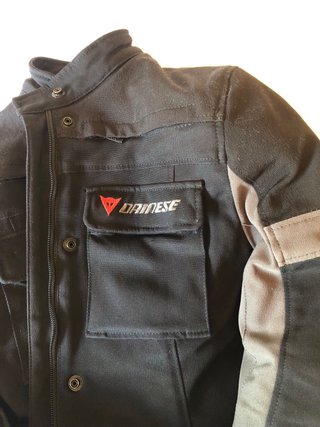 Chaqueta de moto Dainese Negra y Gris