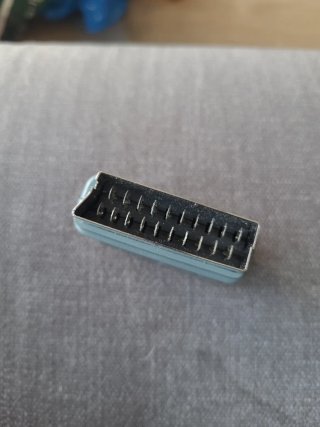 Adaptador Xbox 360 Euroconector a Compuesto Micros