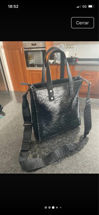 Bolso Munich Negro con Tachuelas Plateadas