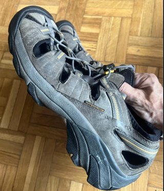 Sandalias Keen T42.5 Trekking Waterpoof.