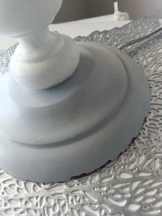 Lámpara de mesa de madera y tela