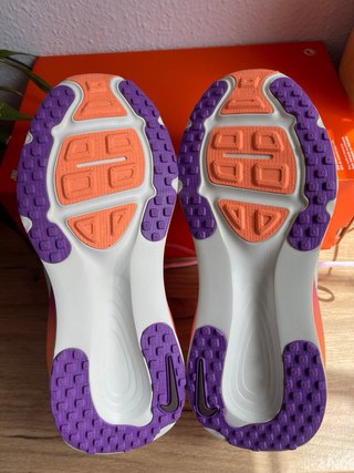 Nike Vomero 18 (GS)