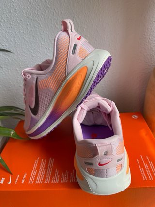 Nike Vomero 18 (GS)