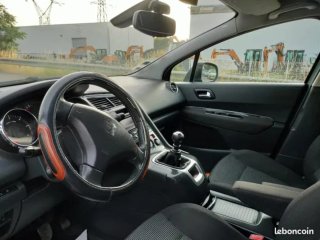Peugeot 5008 2010