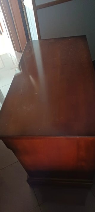 Mueble TV de cerezo con 2 cajones