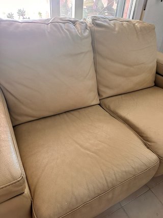 2 Sofás de Piel Beige