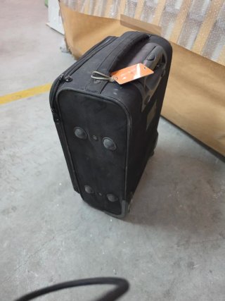 Maleta de cabina negra