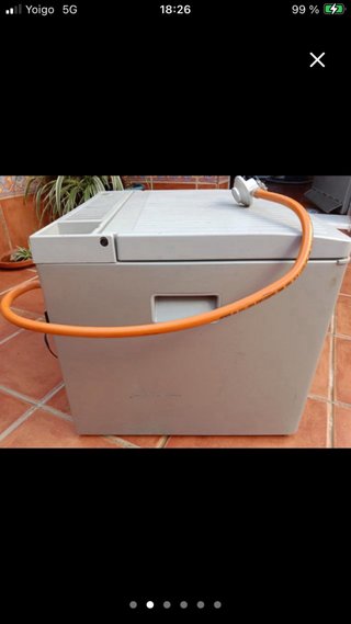 Nevera trivalente Dometic
