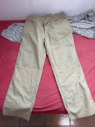 Pantalón beige
