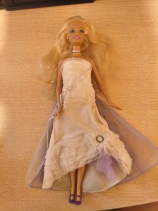 Muñecas Barbie variadas