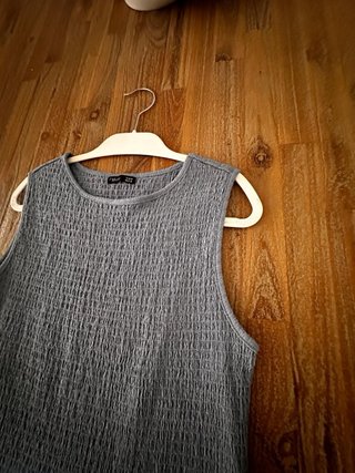Vestido gris azulado nido abeja