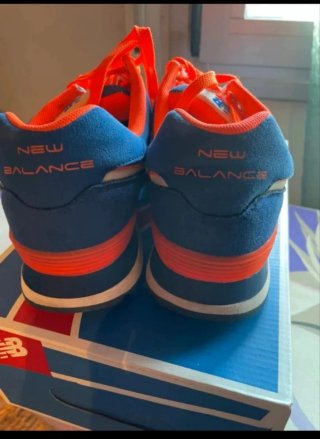 Zapatillas New Balance Azul y Naranja