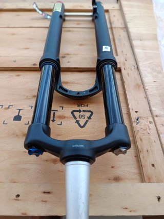 Horquilla SR Suntour Aion EVO 150 29