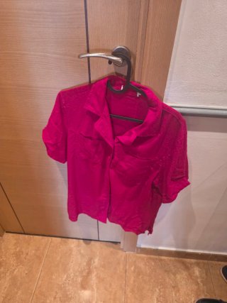 Camisa rosa manga corta