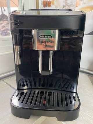 Cafetera DeLonghi Magnifica Evo Negra