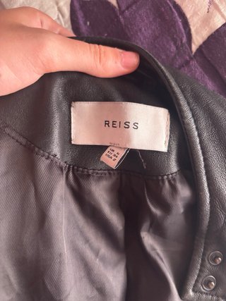 Cazadora de cuero Reiss negra