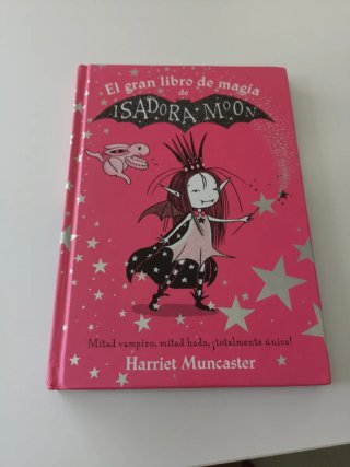 El gran libro de magia de Isadora y Mirabella