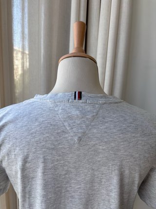 Camiseta Tommy Hilfiger Gris Talla S