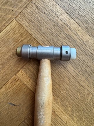 Martillo de orfebrería