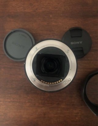 Sony FE 28-70mm f/3.5-5.6 OSS