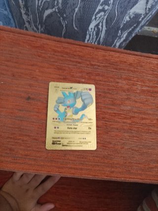 Carta Pokémon Lucario VSTAR Oro