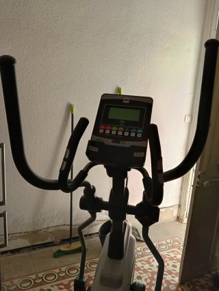 Bicicleta Elíptica BH Fitness NC19