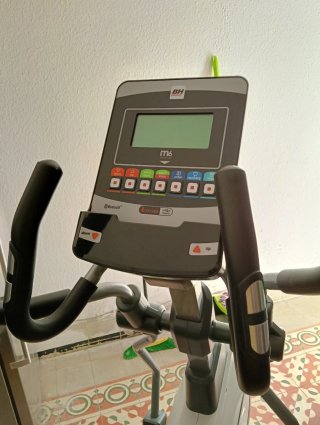 Bicicleta Elíptica BH Fitness NC19