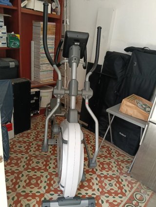 Bicicleta Elíptica BH Fitness NC19