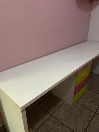 Habitación para niñas, litera + escritorio