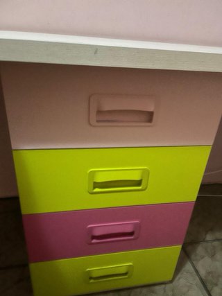 Habitación para niñas, litera + escritorio
