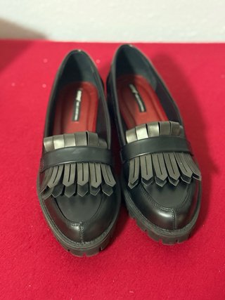 Zapatos Mustang Negros Talla 40