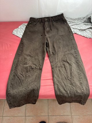 Pantalón ancho marrón
