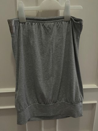 Conjunto falda y top gris talla XL