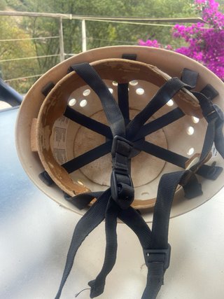 Casco de escalada vintage