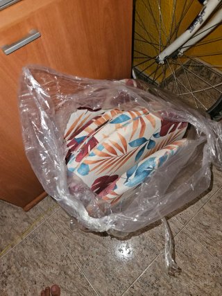 Cojín para silla con estampado tropical